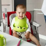 ເດັກນ້ອຍທີ່ຮ້ອງໄຫ້ ບໍ່ສາມາດຄວບຄຸມຕົນເອງໄດ້ ... ພໍ່ຂອງເຈົ້າຮັບມືໄດ້ແນວໃດ?